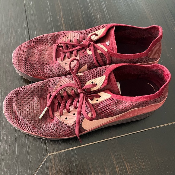 Nike Air Max - Picture 2 of 4